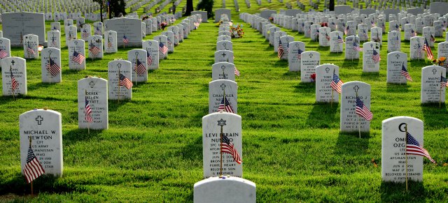 ArlingtonNationalCemetery.jpg